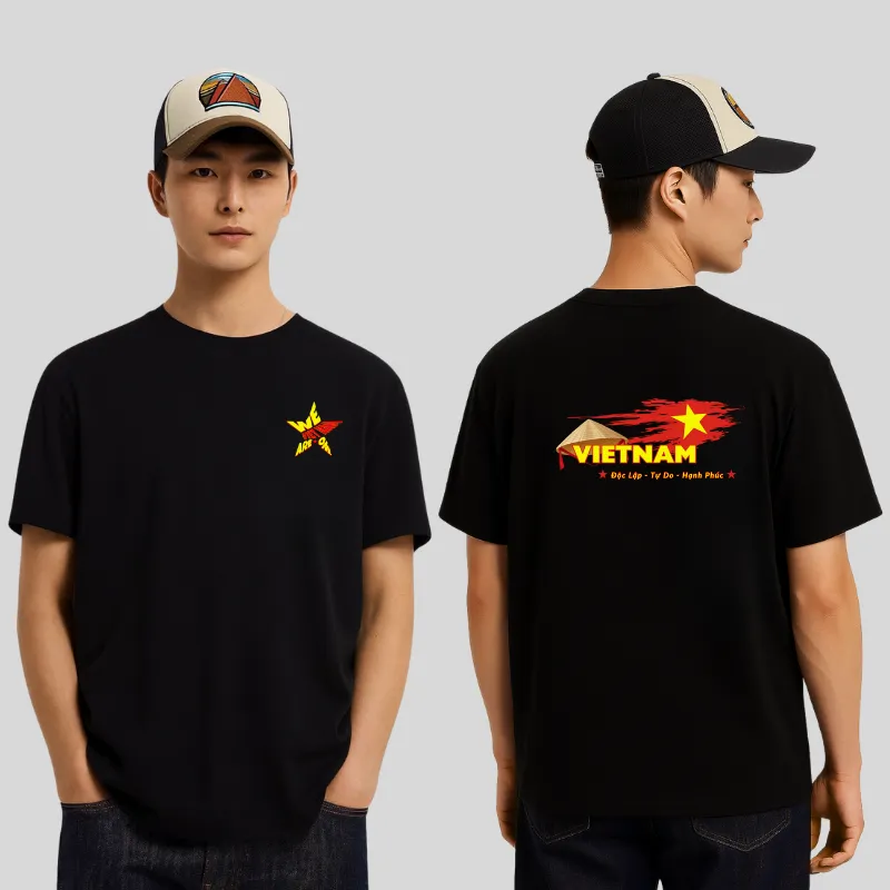 Người mẫu mặc áo thun We Are One - Việt Nam